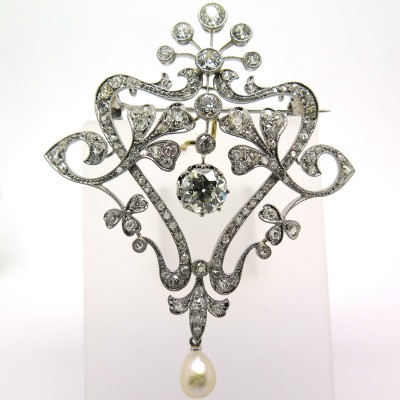Exceptionnelle broche Belle époque en platine diamants et perle fine Joséphine 190